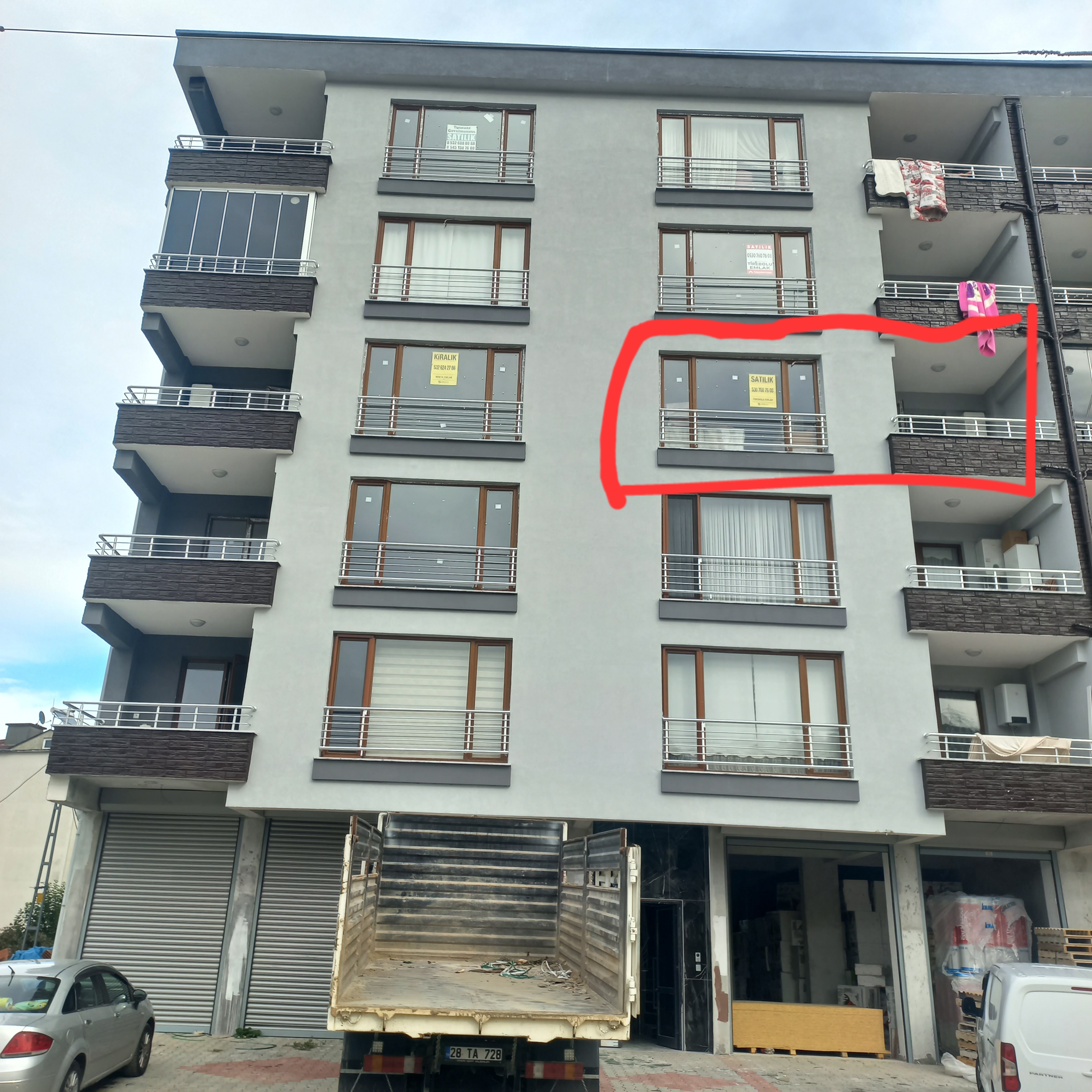 TİREBOLU EMLAKTAN  SIFIR 3+1 SATILIK DAİRE