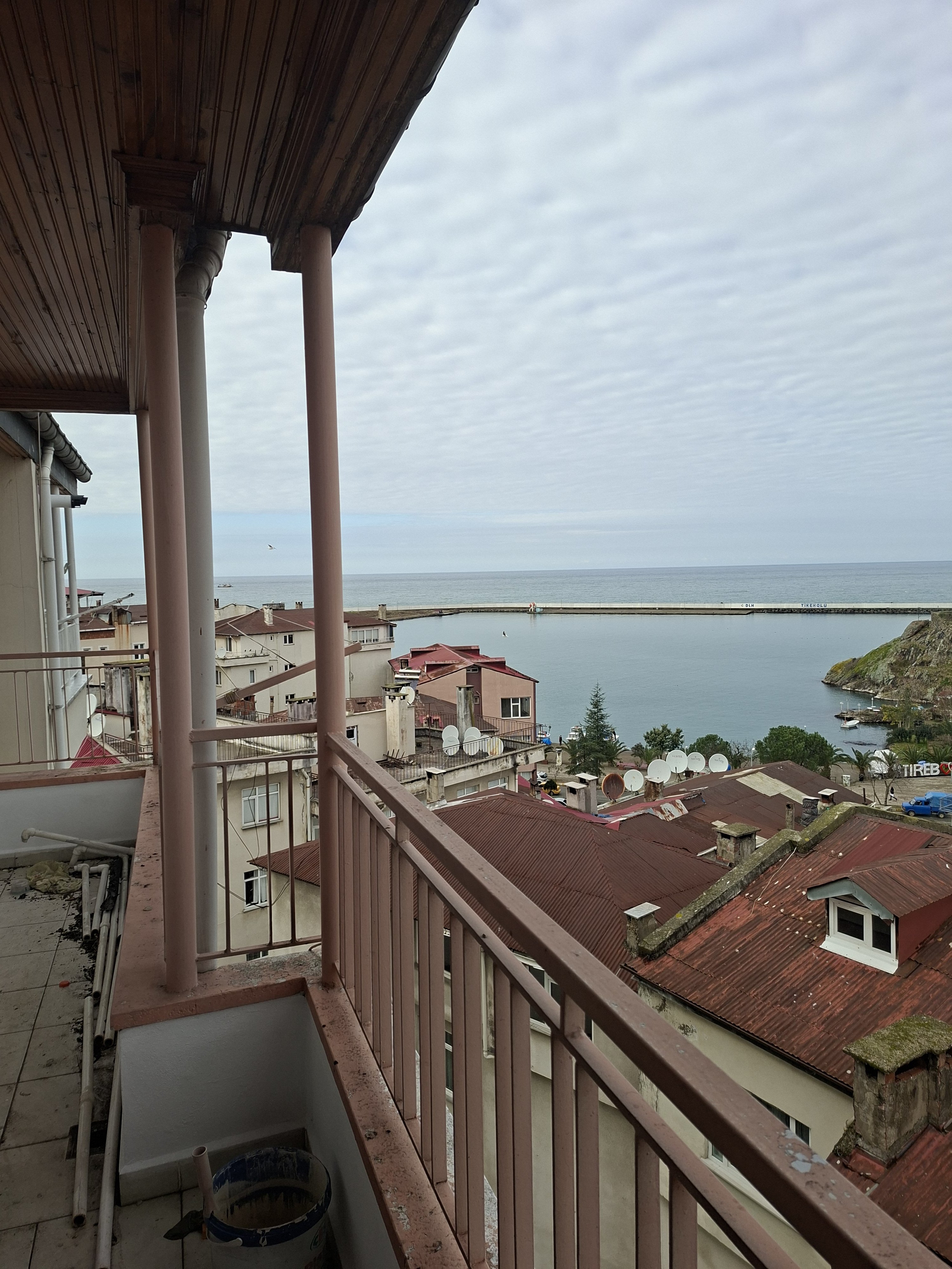 TİREBOLU EMLAKTAN KİRALIK DOĞALGAZLI 3+1 DAİRE