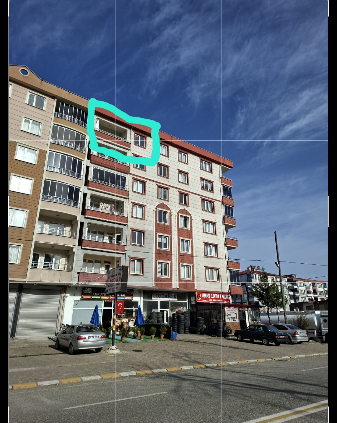 TİREBOLU EMLAKTAN DEMİRCİ MAHALLESİ  KİRALIK 3+1 DAİRE
